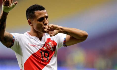 Yoshimar Yot N Se Lesion Y Andy Polo Lo Reemplazar En La Selecci N