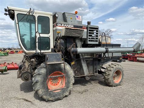 Gleaner G Combine Zoomaas