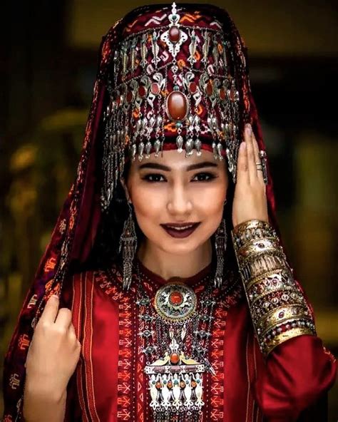 Persian Women, Beautiful People, Beautiful Women, Blue Green Eyes ...