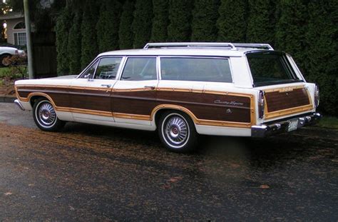 1967 Ford Country Squire Station Wagon Finder