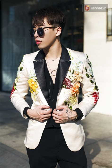 Lo T Hot Girl Hot Boy Fashionista Vi T L N Tr C Gi G Tu N L Th I Trang Vifw Xu N H