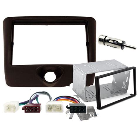 Toyota Yaris Double Din Car CD Stereo Fitting Kit