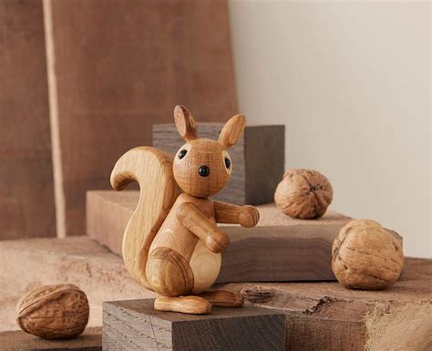 Holzfigur Eichh Rnchen Baby Peanut Design Chresten Sommer Von