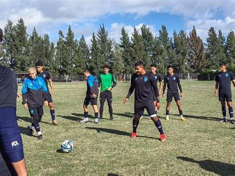 Futboleros on Twitter Selección Nacional de Guatemala ya entrena