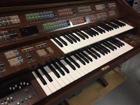 Yamaha Electone Fs30 Church Organ 220volts Direct Plug In Hobbies