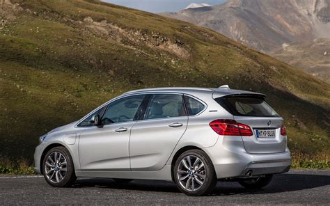 Bmw 2 Series Active Tourer 225xe M Sport Premium 5dr Auto Whats New