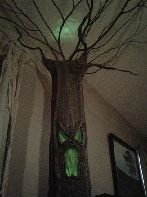 Haunted Tree Tutorial Halloween Props Halloween Haunt Holidays Halloween Halloween Crafts