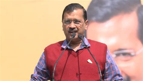 Delhi Cm Arvind Kejriwal Apologises To Supreme Court For Retweeting A