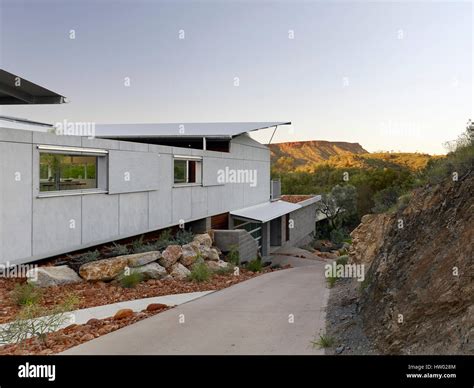 Elevation And Landscape Desert House Alice Springs Australia Architect Dunn Hillam