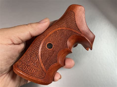 New Hardwood Grip Compatible With Taurus Trackerjudge 17 44 415 425 450