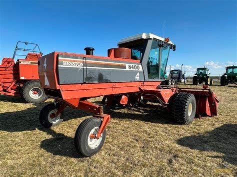 Hesston 8400 Swather