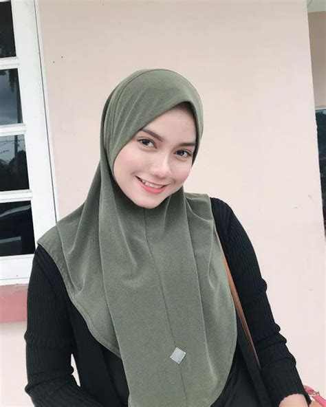 Yuna Zainal Hijaber Sweety Jilbab Cantik Model Pakaian Hijab Wanita