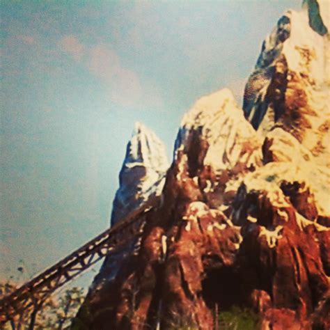 MY Favorite Disney Ride - Expedition Everest - Living a Disney ...