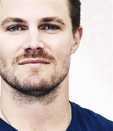 Stephen Amell - Arrow Photo (37215746) - Fanpop