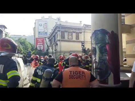 B365 BREAKING Incendiu în centrul Capitalei lângă Biblioteca