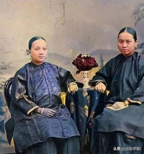 Old Photos Reveal The Cruel Reality Of Naked Jewish Women Who Were Executed Imedia