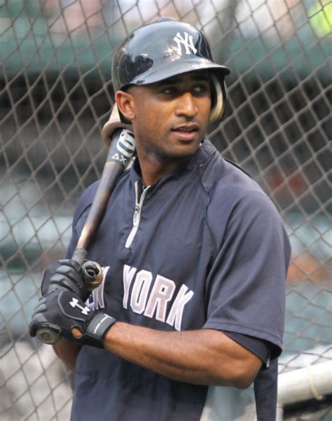 Eduardo Nunez Weight Height