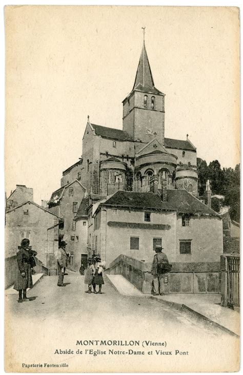 Montmorillon Montmorillon Abside de l église Notre Dame et Vieux