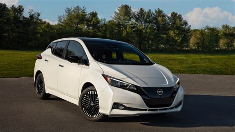 2025 Nissan Leaf Is Now Cheaper Than Versa Economy Car Bauaelectric