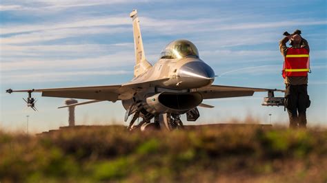 Dvids Images 309th Amu Launch And Catch F 16s Image 7 Of 7