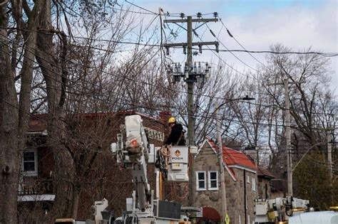 Hundreds Of Thousands Without Power In Canada After Ice Storm The