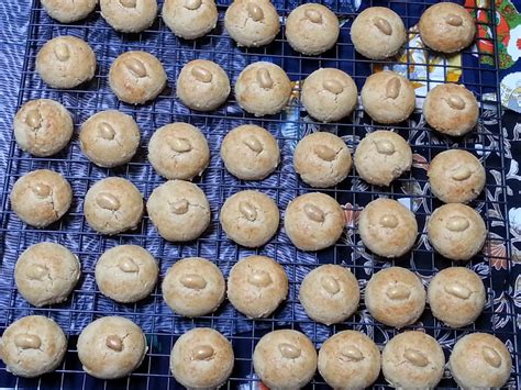 Pats Kitchen Journal Peanut Cookie Cny Bakes