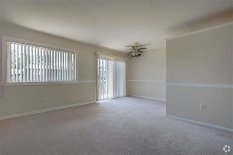 Laurel Park & Laurelton Court - Apartments in Laurel, MD | Apartments.com