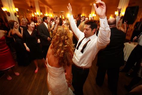 Ways To Maximize Dancing At Wedding Murray Hill Talent Weddings