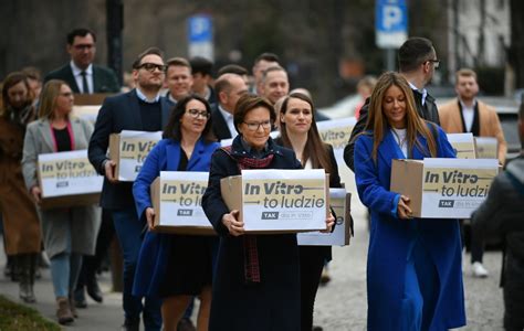 KO składa obywatelski projekt ustawy ws refundacji in vitro