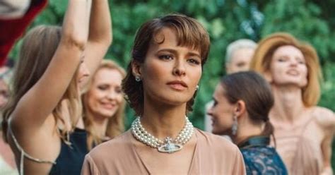 Кто такая Анна Богинская? Ее книга легла в основу эпического сериала ...