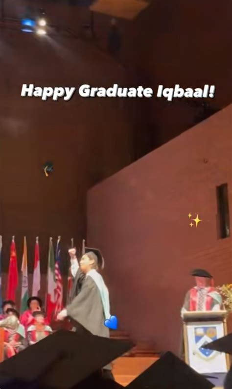 8 Potret Iqbaal Ramadhan Yang Baru Saja Wisuda Dari Monash University