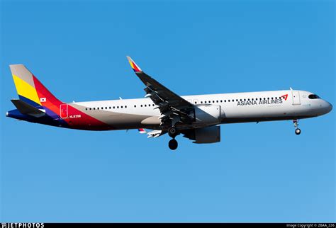 HL8398 Airbus A321 251NX Asiana Airlines Qiuming Li JetPhotos