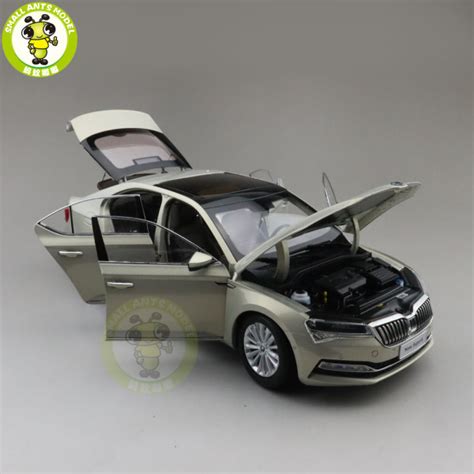 118 Skoda New Superb Diecast Model Car Toys Boys Girls Ts Shop