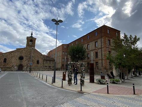 Lugares Que Ver En Astorga Escapada Por La Maragater A