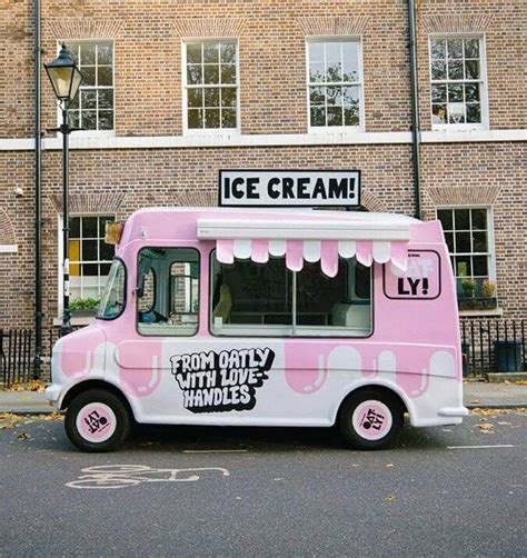 Pin on beaus festival | Ice cream truck, Ice cream van, Ice cream cart