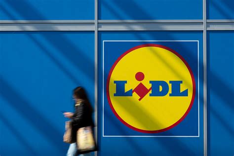 Data Lidl Overtakes Co Op To Become Uks Sixth Largest Supermarket