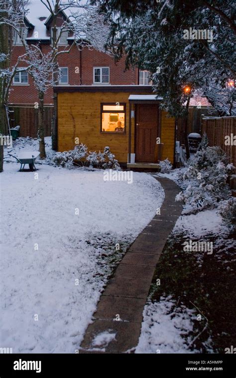 UK england london surrey snow scene Stock Photo - Alamy