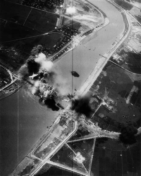 A 7e Va 195 Bombing Hai Duong Bridge 1972 View Large Photo Flickr