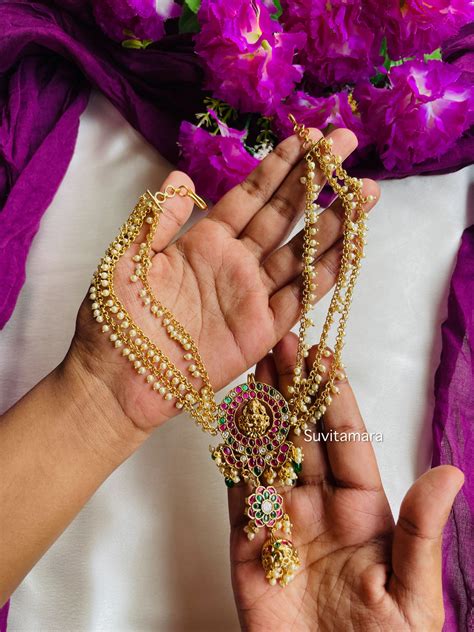 Lakshmi Kemp Pearl Layer Hair Accessory Suvitamara