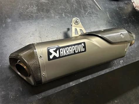 Ponteira De Escapamento Akrapovic No Brasil