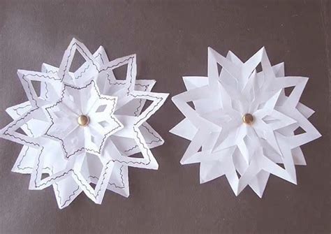 3D Paper Snowflakes | FaveCrafts.com