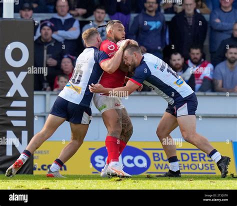 Matty Lees 10 Of England And Elliott Whitehead 12 Of England Combine