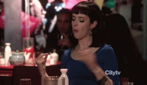 Reaction Dancing Krysten Ritter Gifs