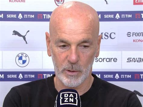 Jika Dipecat Milan Stefano Pioli Sudah Ditunggu Napoli Di Musim Panas