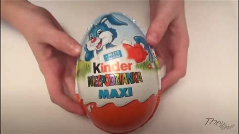 Kinder Maxi jajko niespodzianka Wielkanoc konik polny Święta