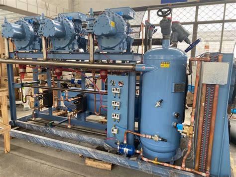 Industrial Multiple Parallel Screw Compressors Condensing Unit For