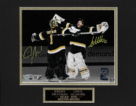 Jeremy Swayman Linus Ullmark Double Autograph Photo Bear Hug Spotlight