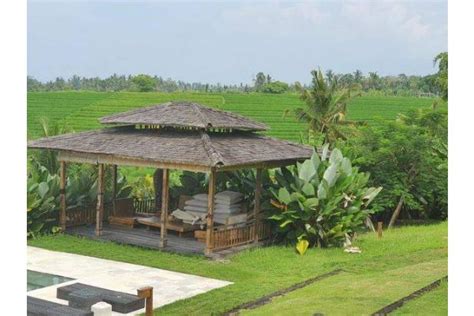 Tanah Bonus Bangunan Villa Mewah View Hamparan Terasering Sawah Dan Laut