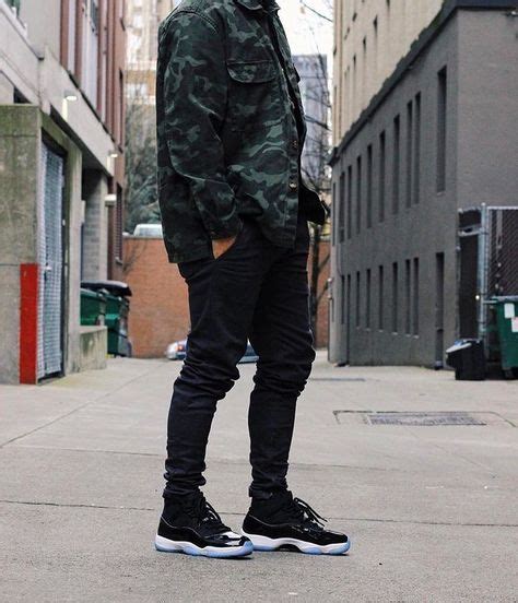 Street Style In 2020 Jordans Outfit For Men Sneakers Fashion Outfits Jordan 11 Outfit