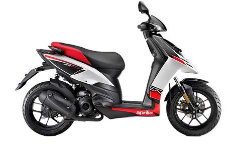 Motorrad Vergleich Aprilia Sr 50 Motard 2019 Vs Piaggio Tph 50 2020